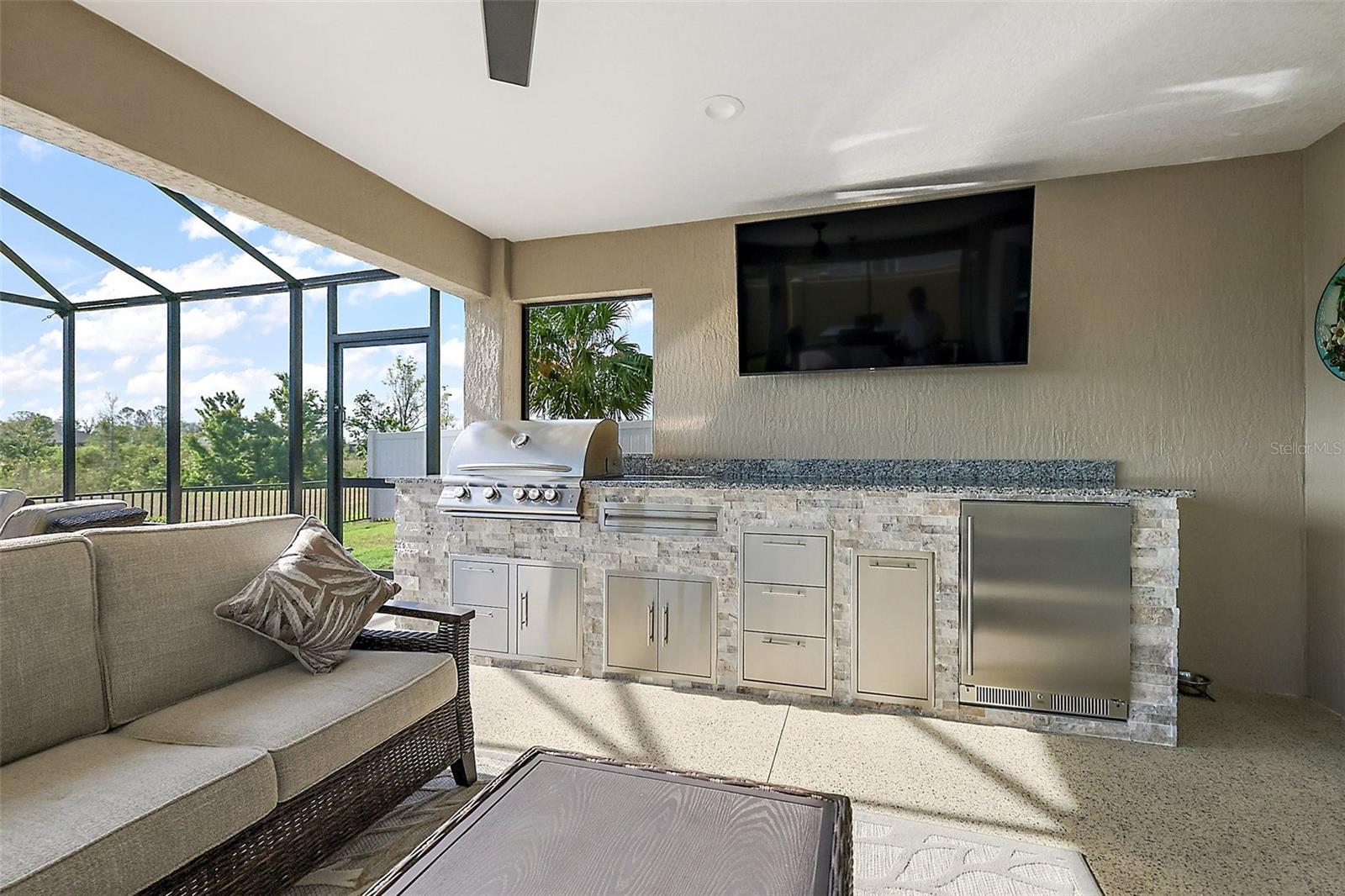 5557 HAWKINS DR, THE VILLAGES, FL, 32163