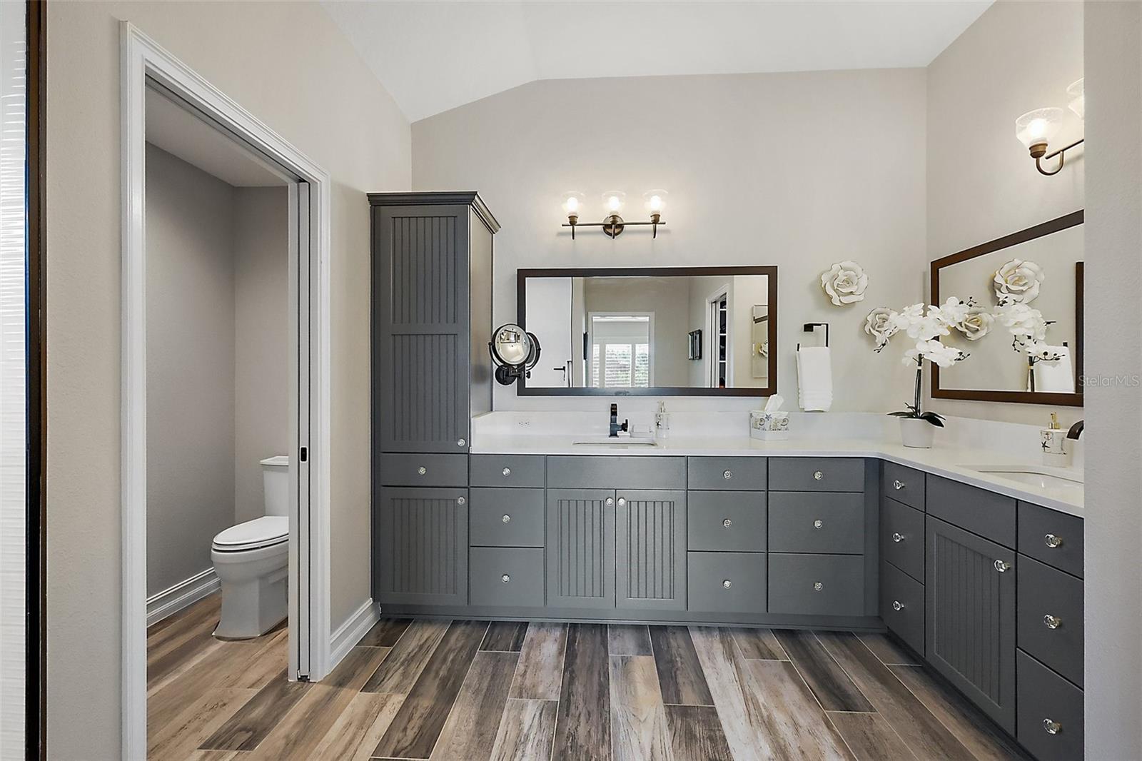 5557 HAWKINS DR, THE VILLAGES, FL, 32163