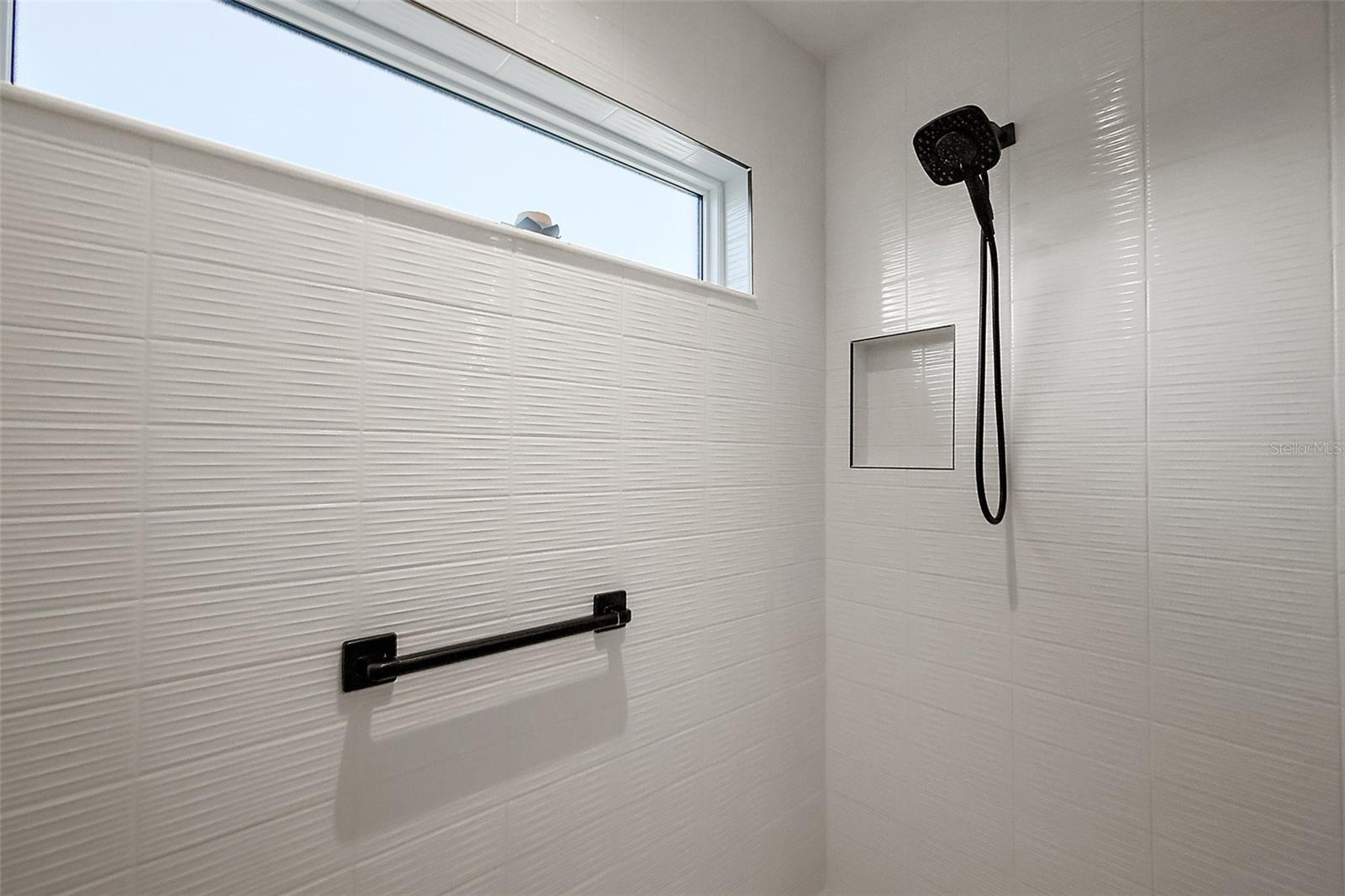 5557 HAWKINS DR, THE VILLAGES, FL, 32163