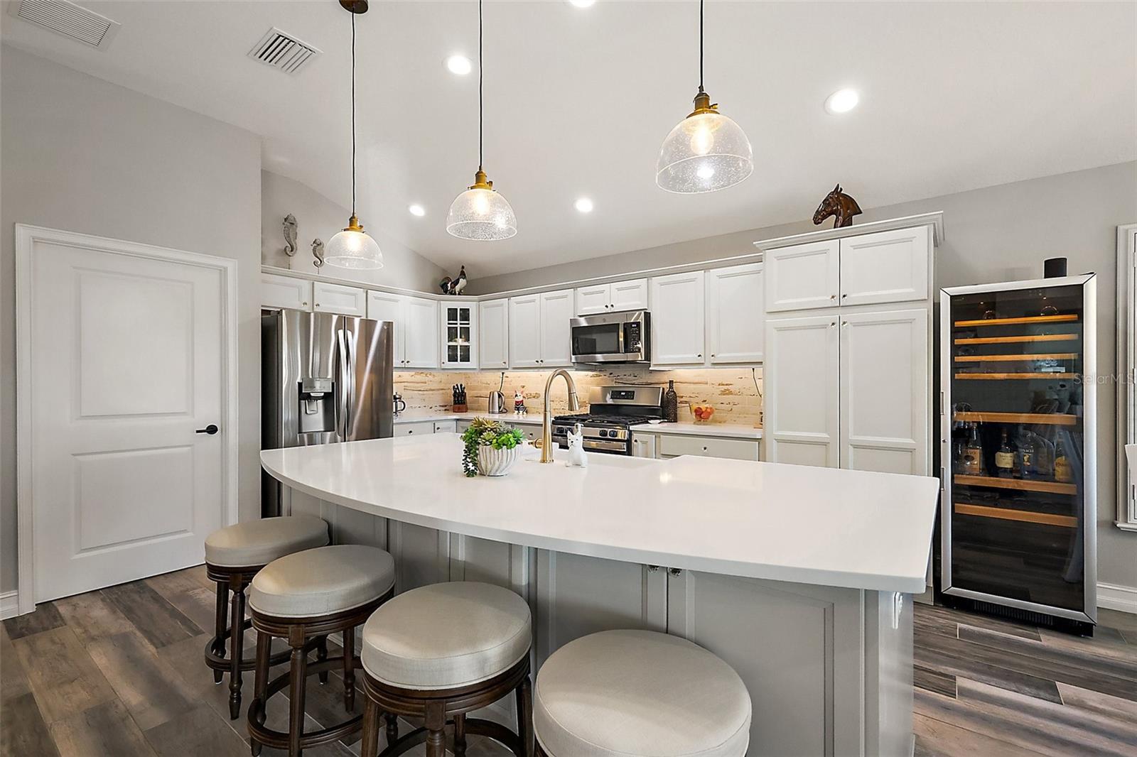 5557 HAWKINS DR, THE VILLAGES, FL, 32163