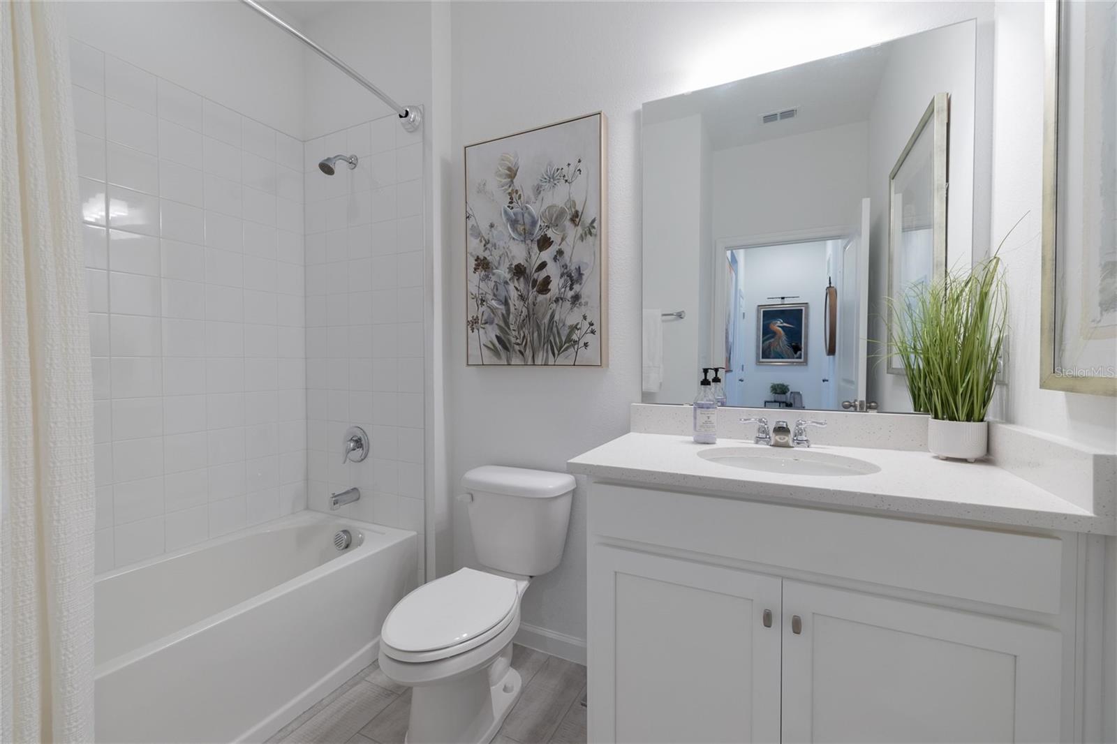 9033 CAPE COD RD, DELAND, FL, 32724