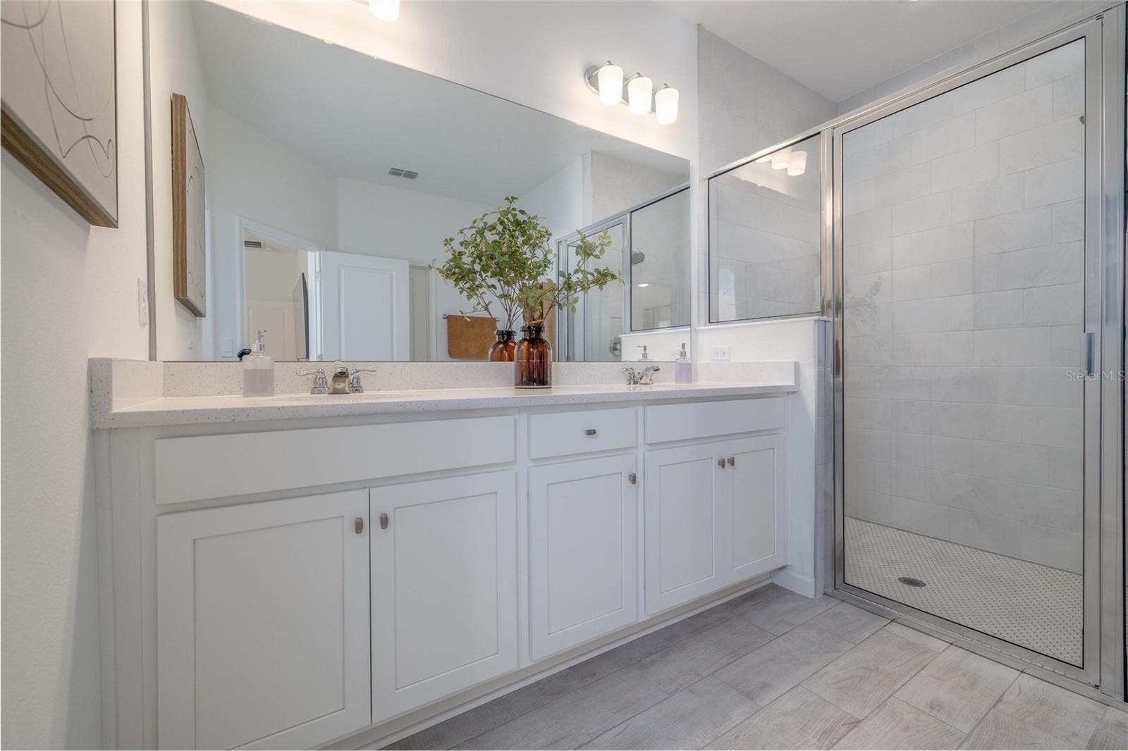 9033 CAPE COD RD, DELAND, FL, 32724