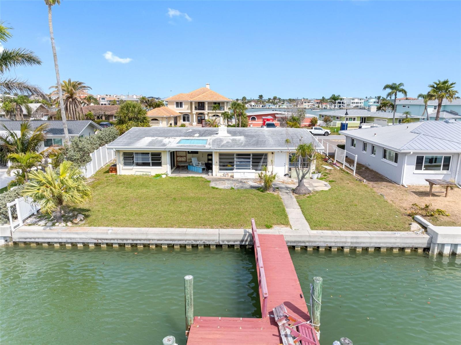 203 BATH CLUB BLVD N, NORTH REDINGTON BEACH, FL, 33708