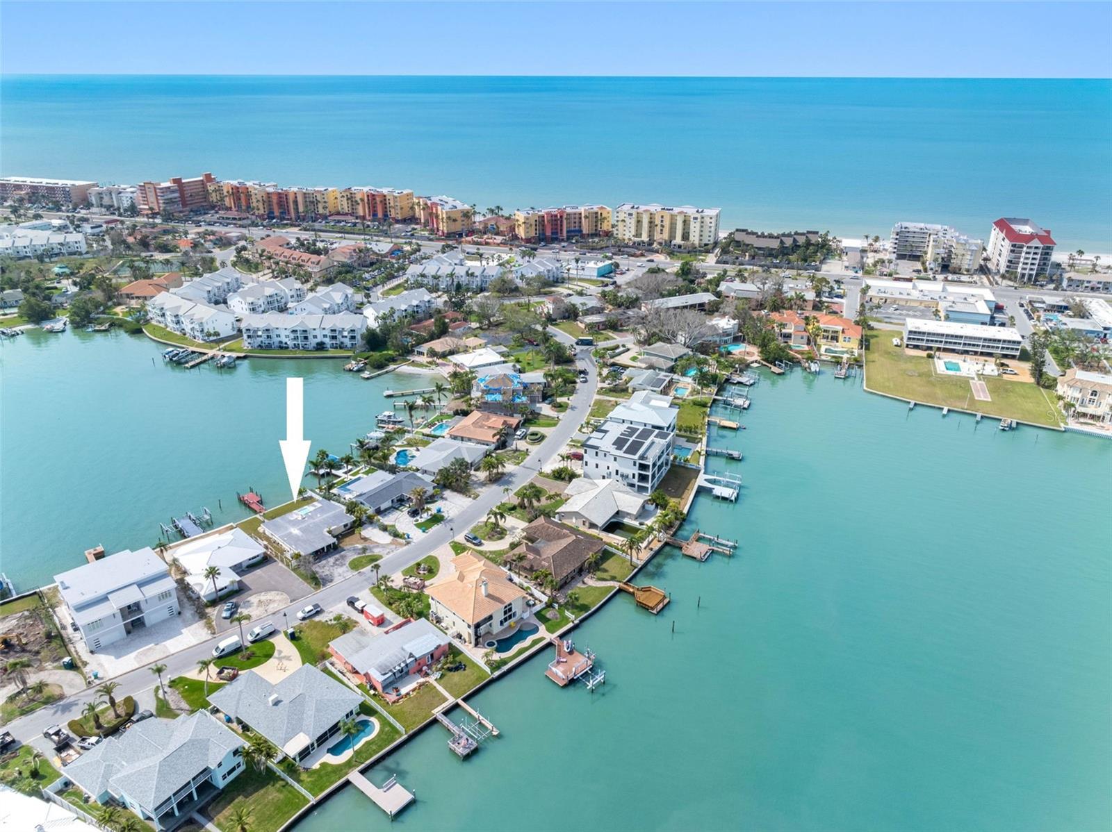 203 BATH CLUB BLVD N, NORTH REDINGTON BEACH, FL, 33708