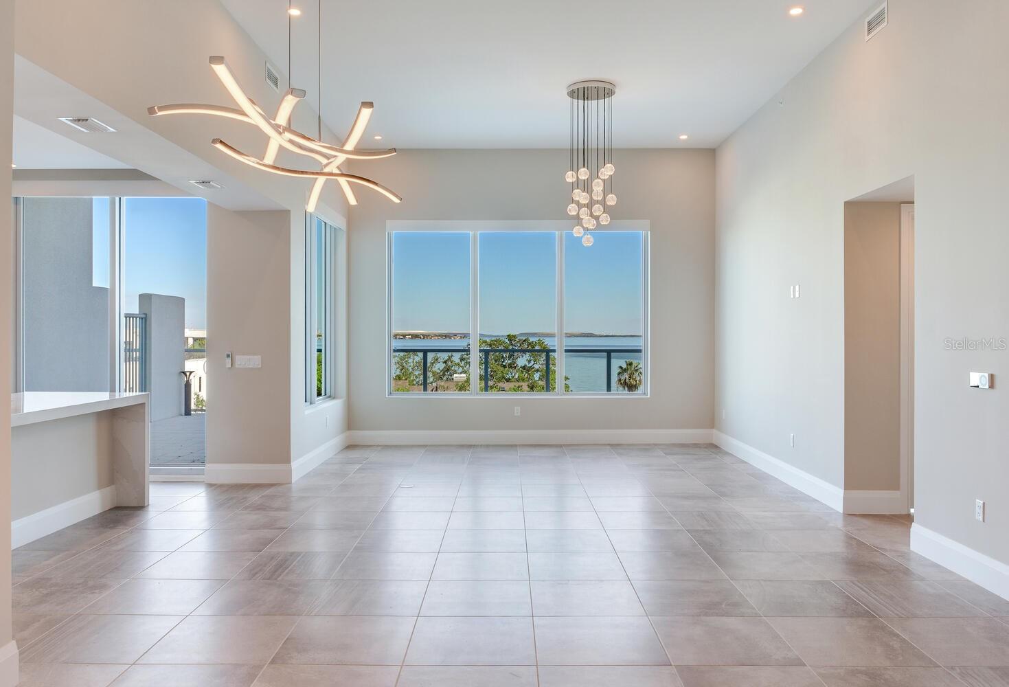 2910 W BARCELONA ST #403, TAMPA, FL, 33629