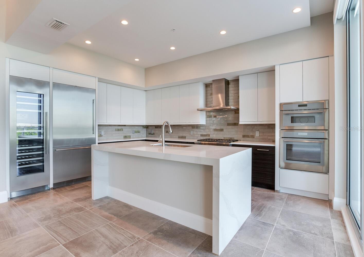 2910 W BARCELONA ST #403, TAMPA, FL, 33629