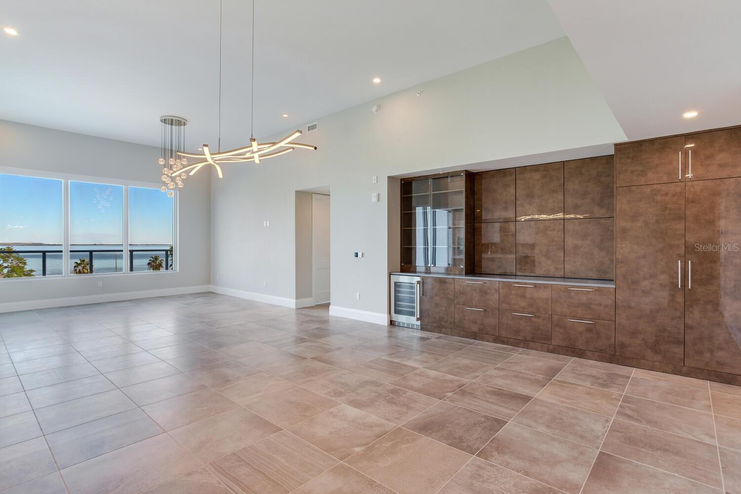 2910 W BARCELONA ST #403, TAMPA, FL, 33629