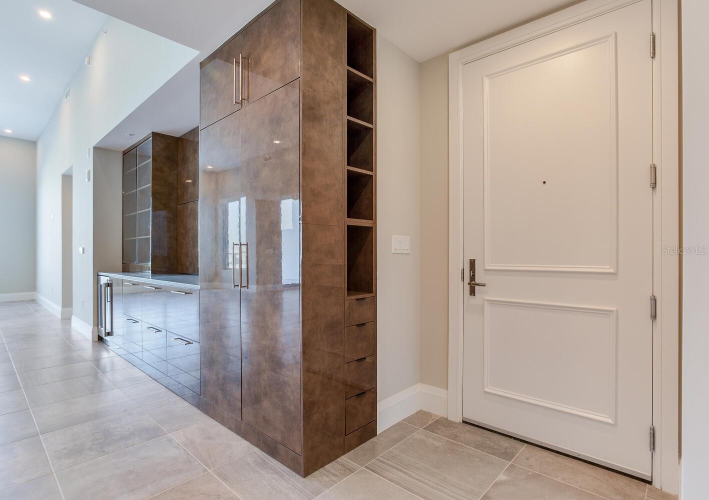 2910 W BARCELONA ST #403, TAMPA, FL, 33629