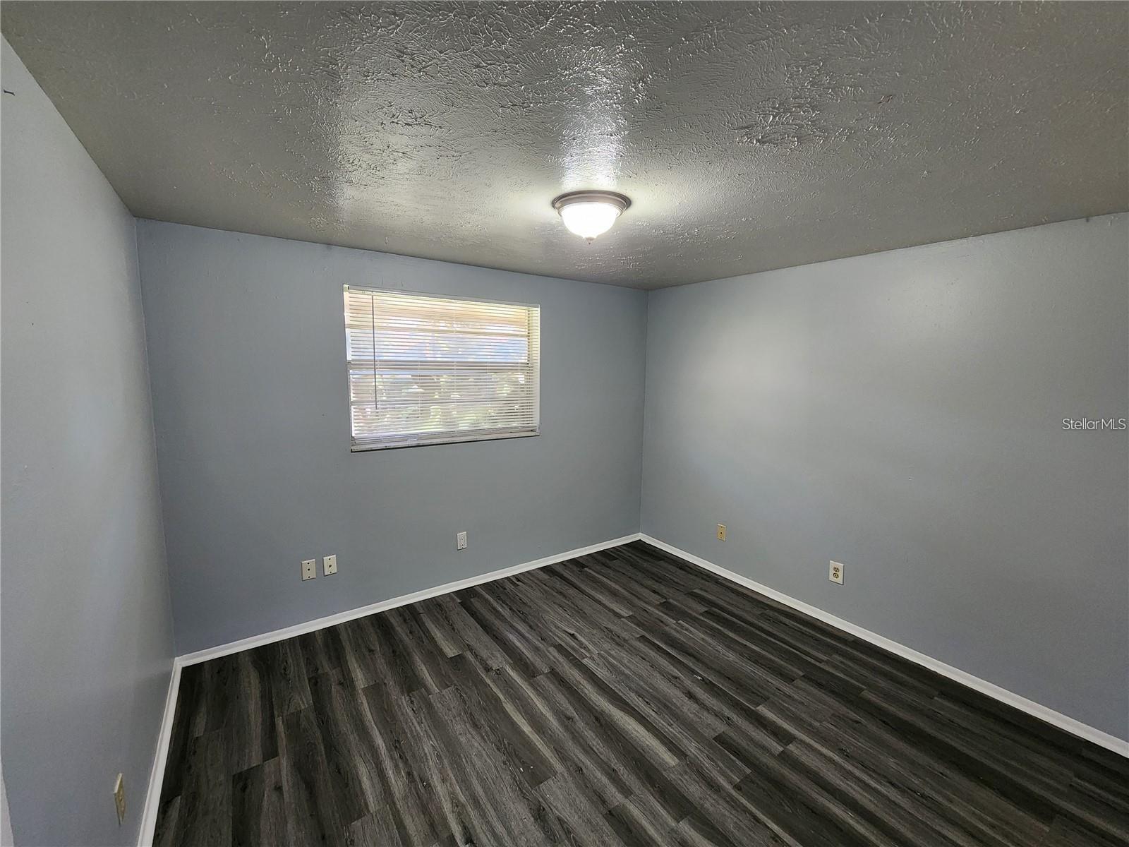 9406 EASTFIELD RD, THONOTOSASSA, FL, 33592