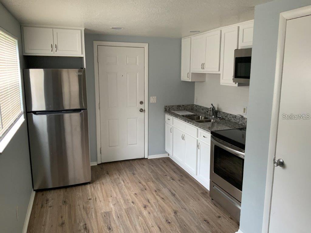 9406 EASTFIELD RD, THONOTOSASSA, FL, 33592