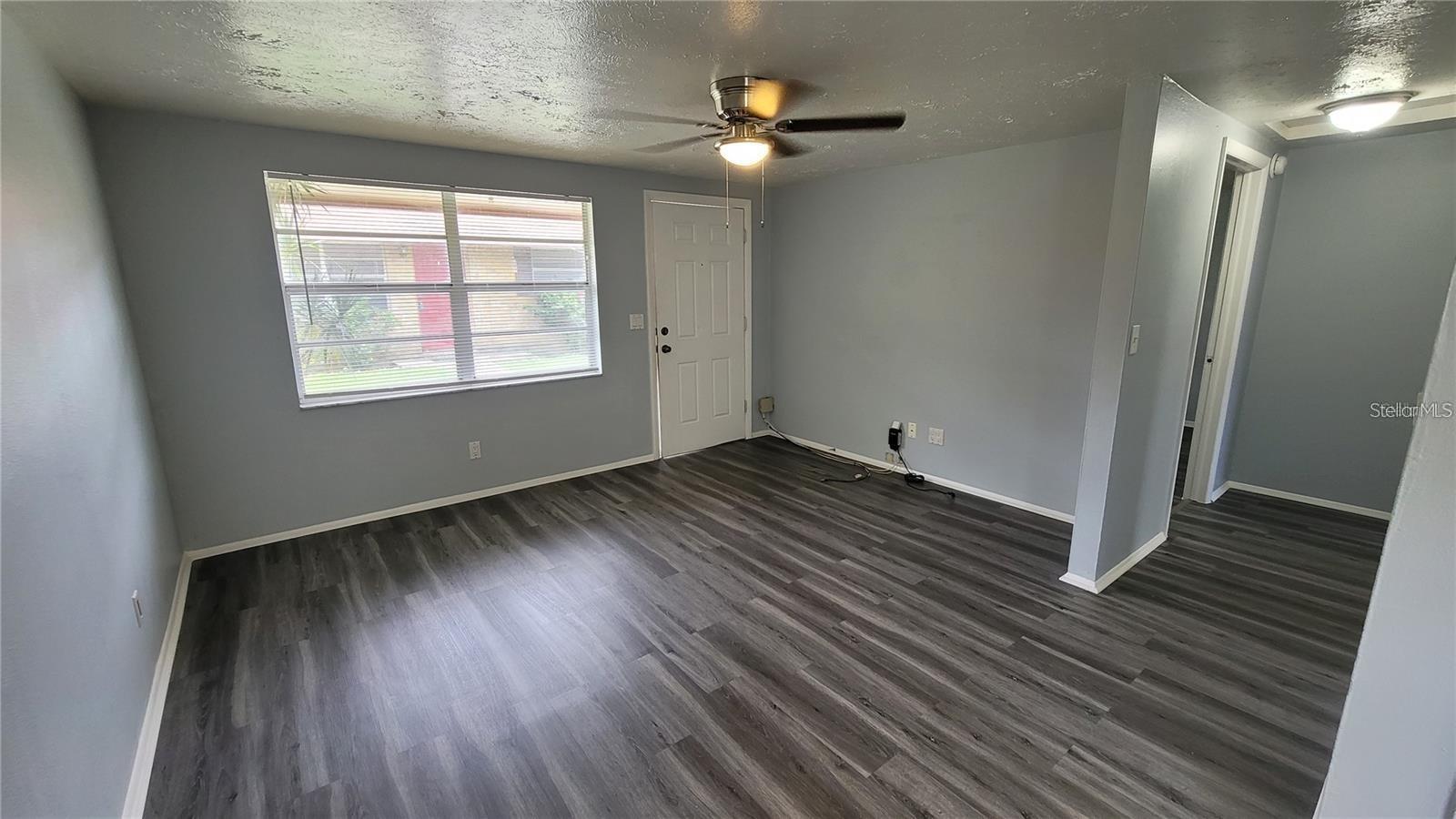 9406 EASTFIELD RD, THONOTOSASSA, FL, 33592