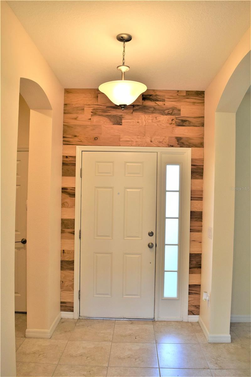17510 BRIGHT WHEAT DRIVE, LITHIA, FL, 33547