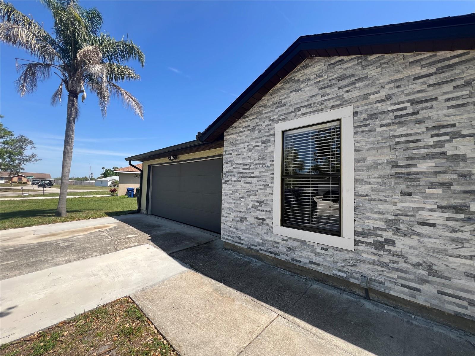 2816 N LOCKWOOD MEADOWS BLVD, SARASOTA, FL, 34234