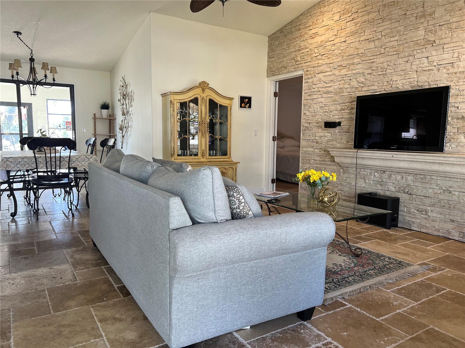 2816 N LOCKWOOD MEADOWS BLVD, SARASOTA, FL, 34234