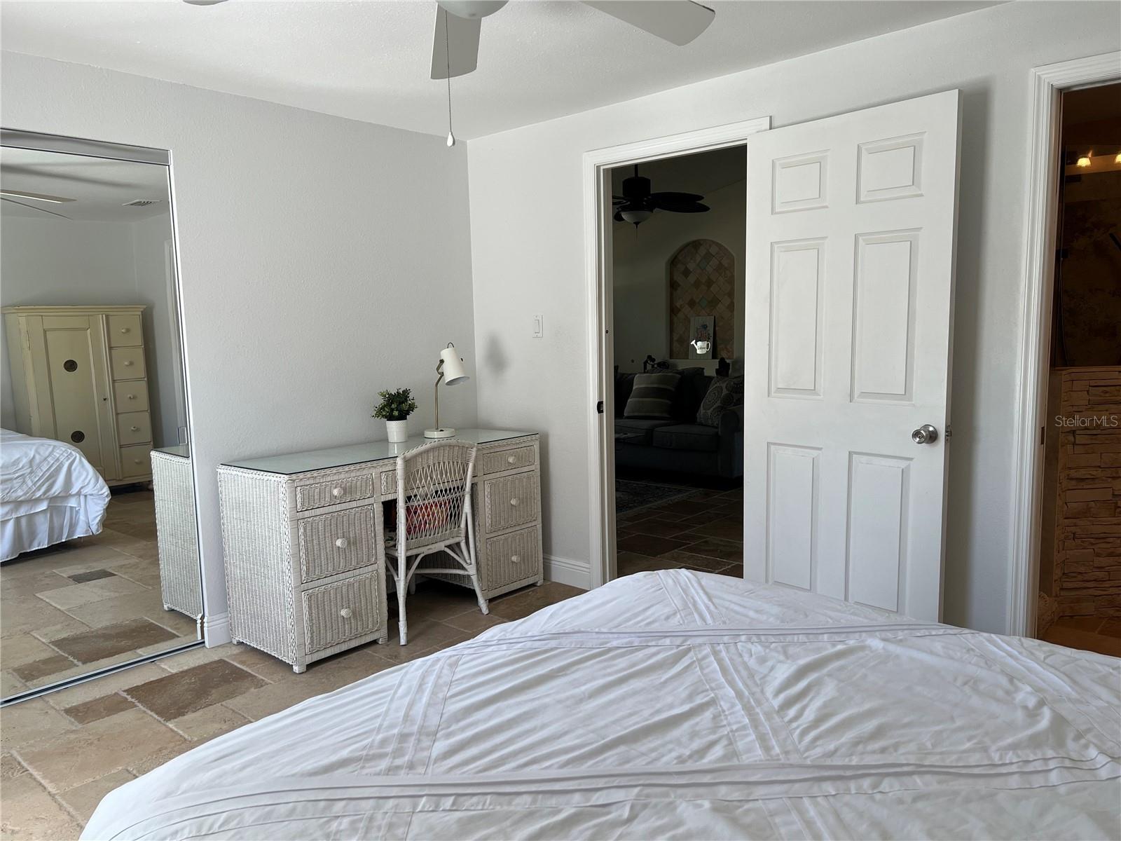 2816 N LOCKWOOD MEADOWS BLVD, SARASOTA, FL, 34234