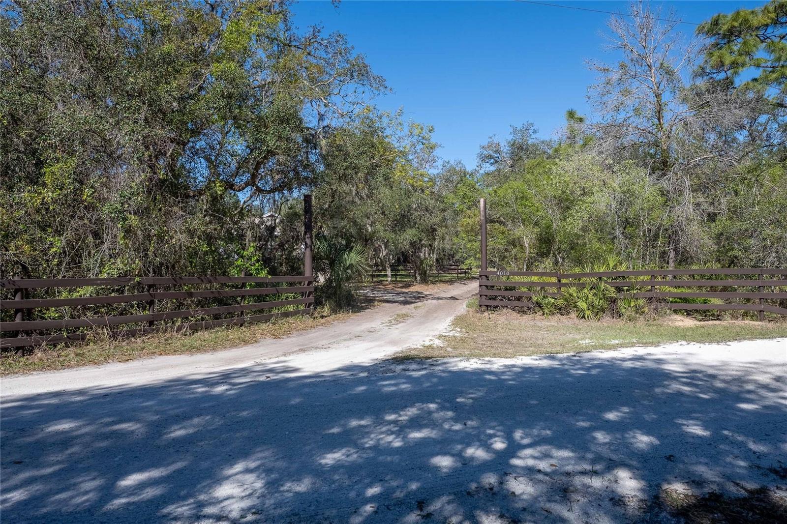 4010 PAW PAW TRL, LAKE WALES, FL, 33898