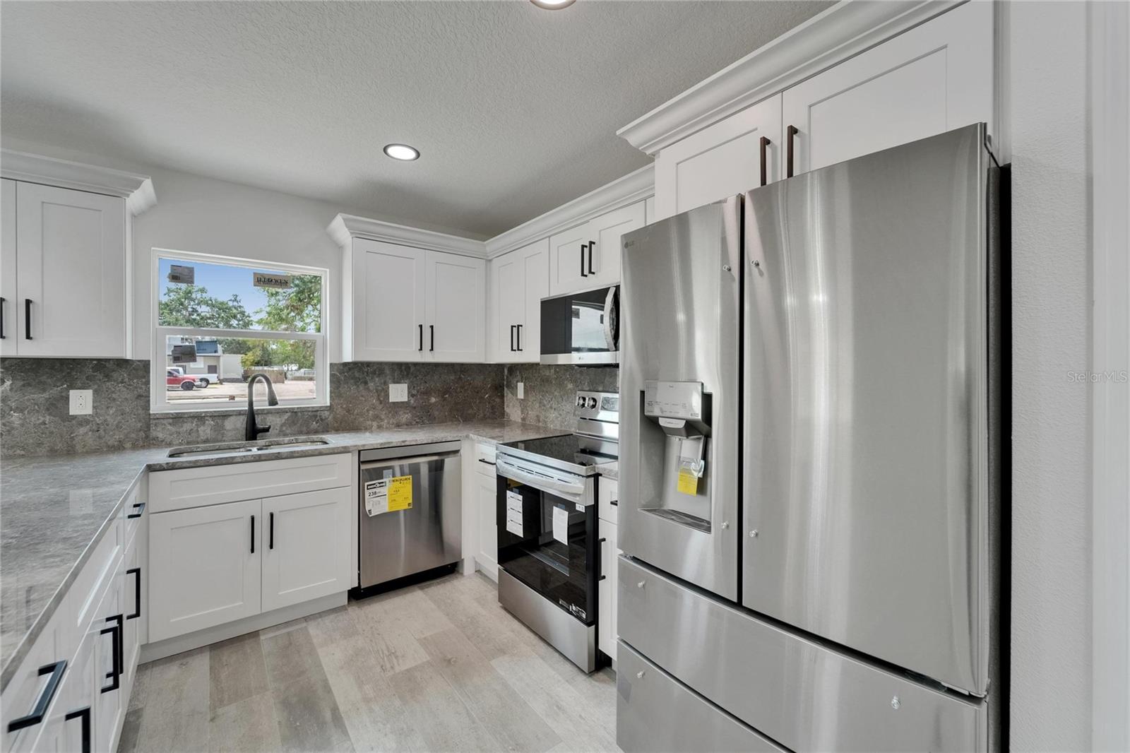 732 15TH ST E, BRADENTON, FL, 34208