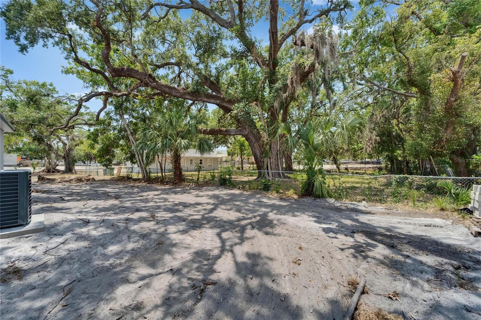 732 15TH ST E, BRADENTON, FL, 34208