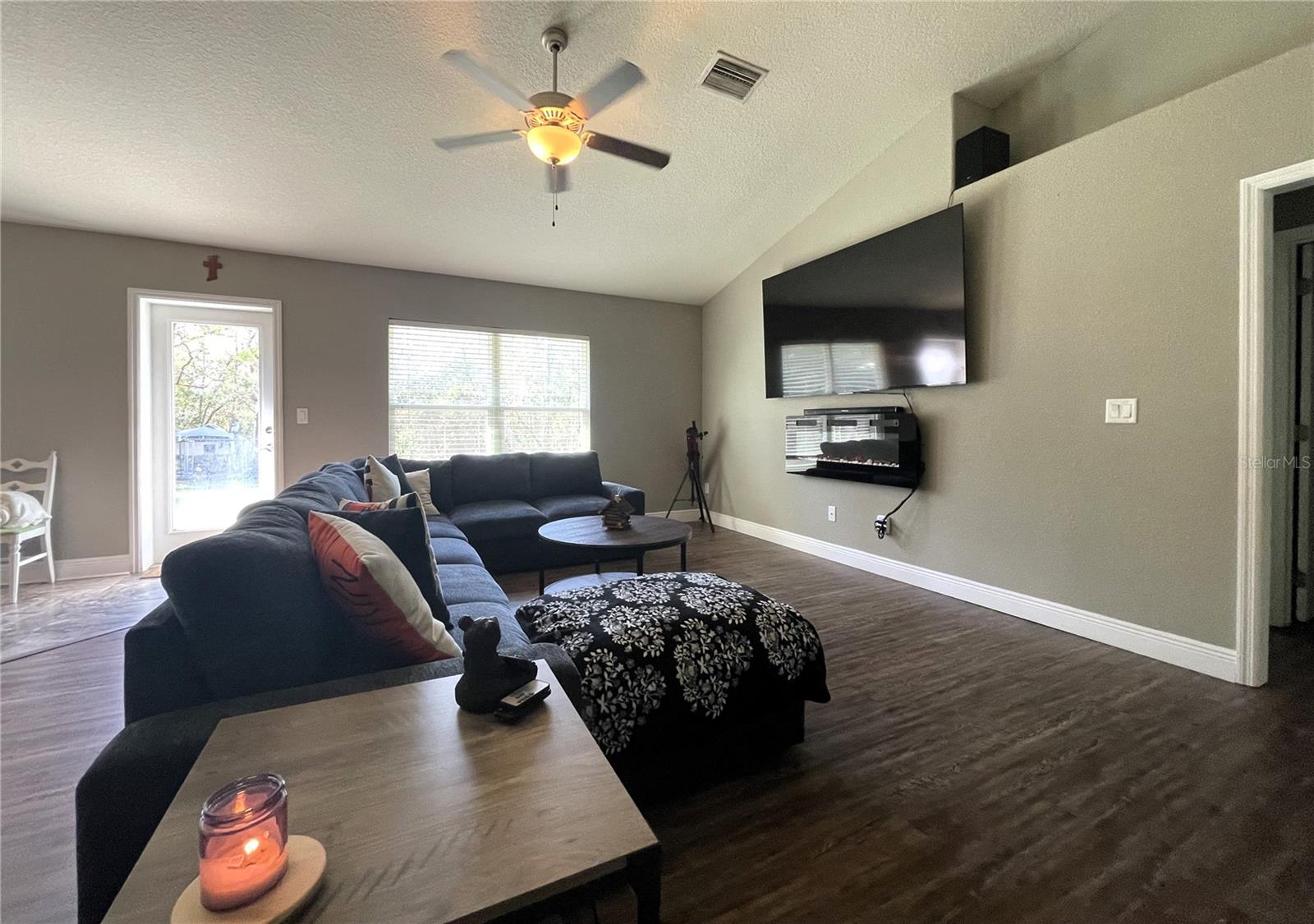 12342 QUIGLEY AVE, WEEKI WACHEE, FL, 34614
