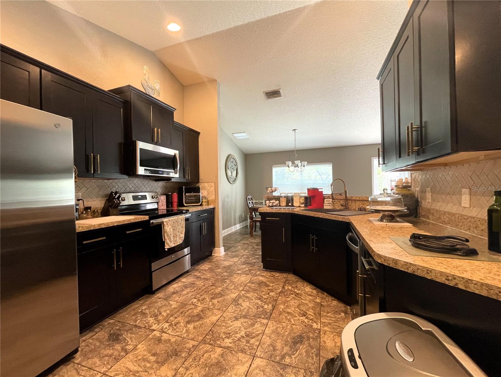 12342 QUIGLEY AVE, WEEKI WACHEE, FL, 34614