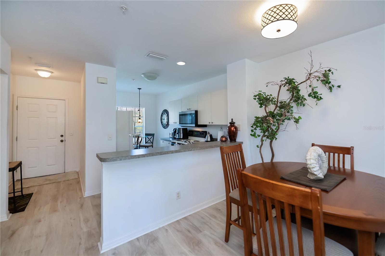 2060 WILLOW HAMMOCK CIR #207, PUNTA GORDA, FL, 33983