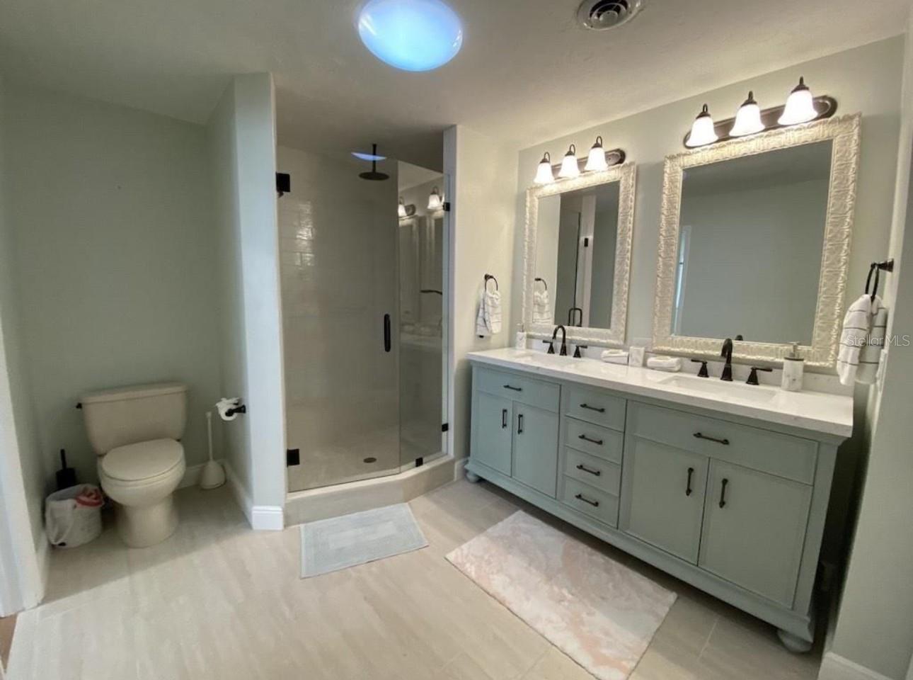 2403 CONSTITUTION BLVD, SARASOTA, FL, 34231
