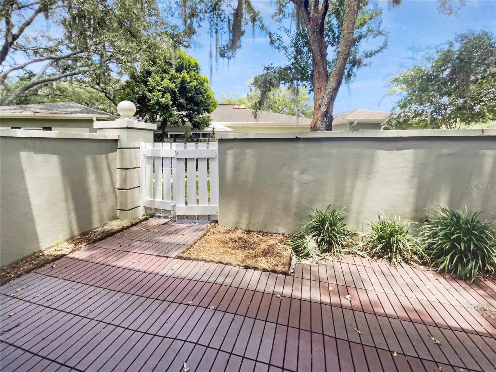 6241 DEWDROP WAY, TEMPLE TERRACE, FL, 33617