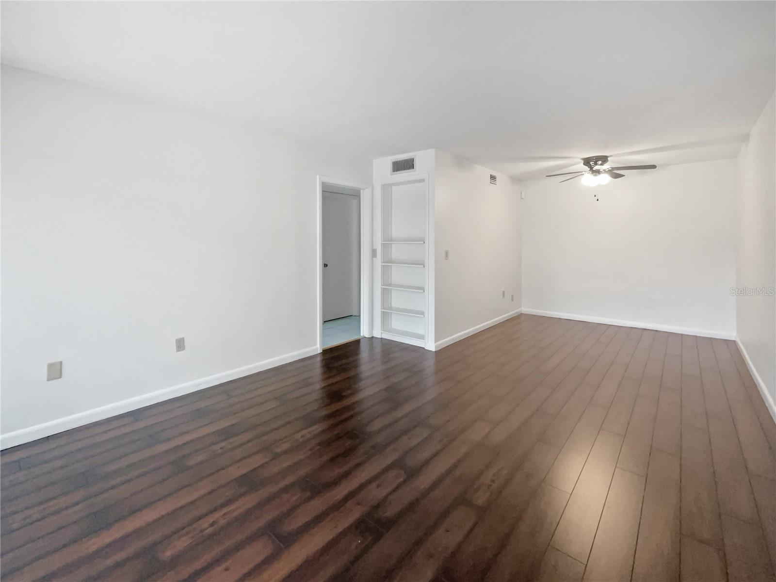 6241 DEWDROP WAY, TEMPLE TERRACE, FL, 33617