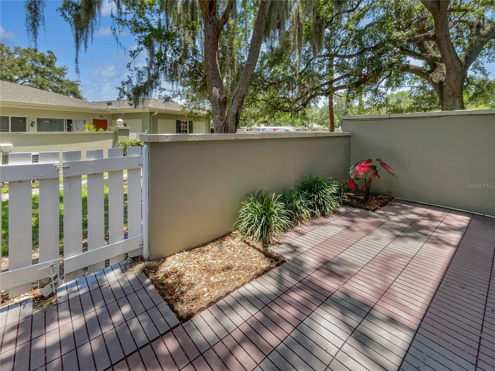 6241 DEWDROP WAY, TEMPLE TERRACE, FL, 33617