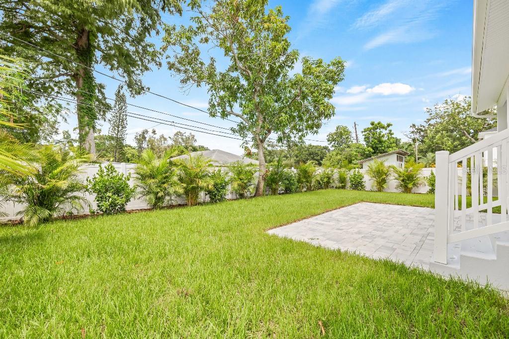 1405 50TH AVE N, ST PETERSBURG, FL, 33703