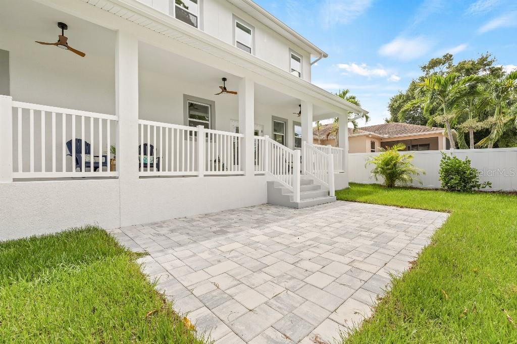 1405 50TH AVE N, ST PETERSBURG, FL, 33703