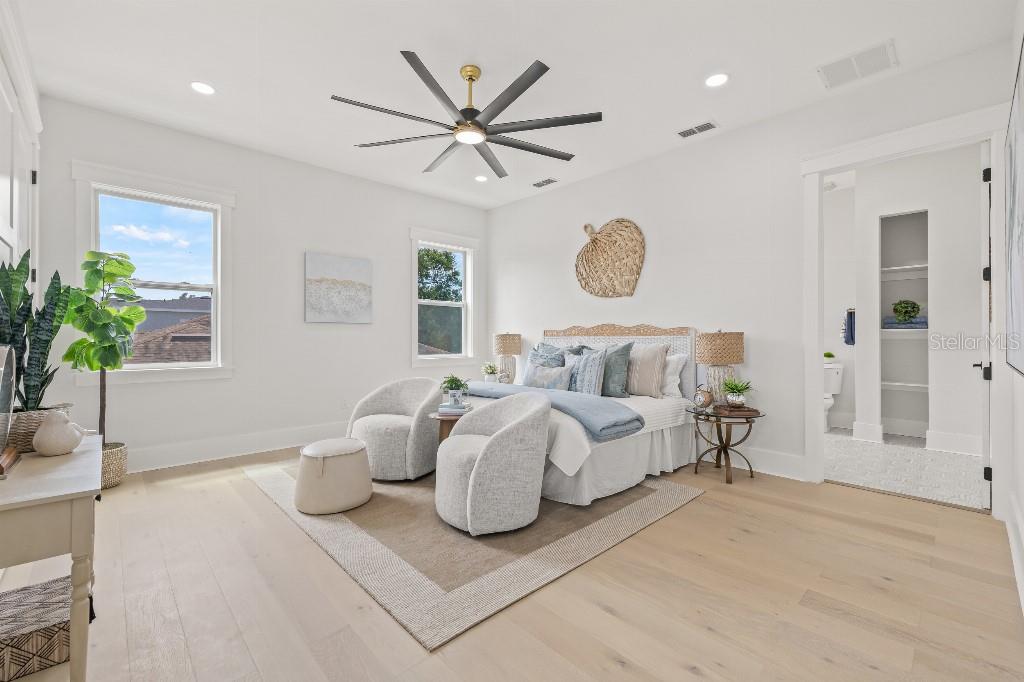 1405 50TH AVE N, ST PETERSBURG, FL, 33703