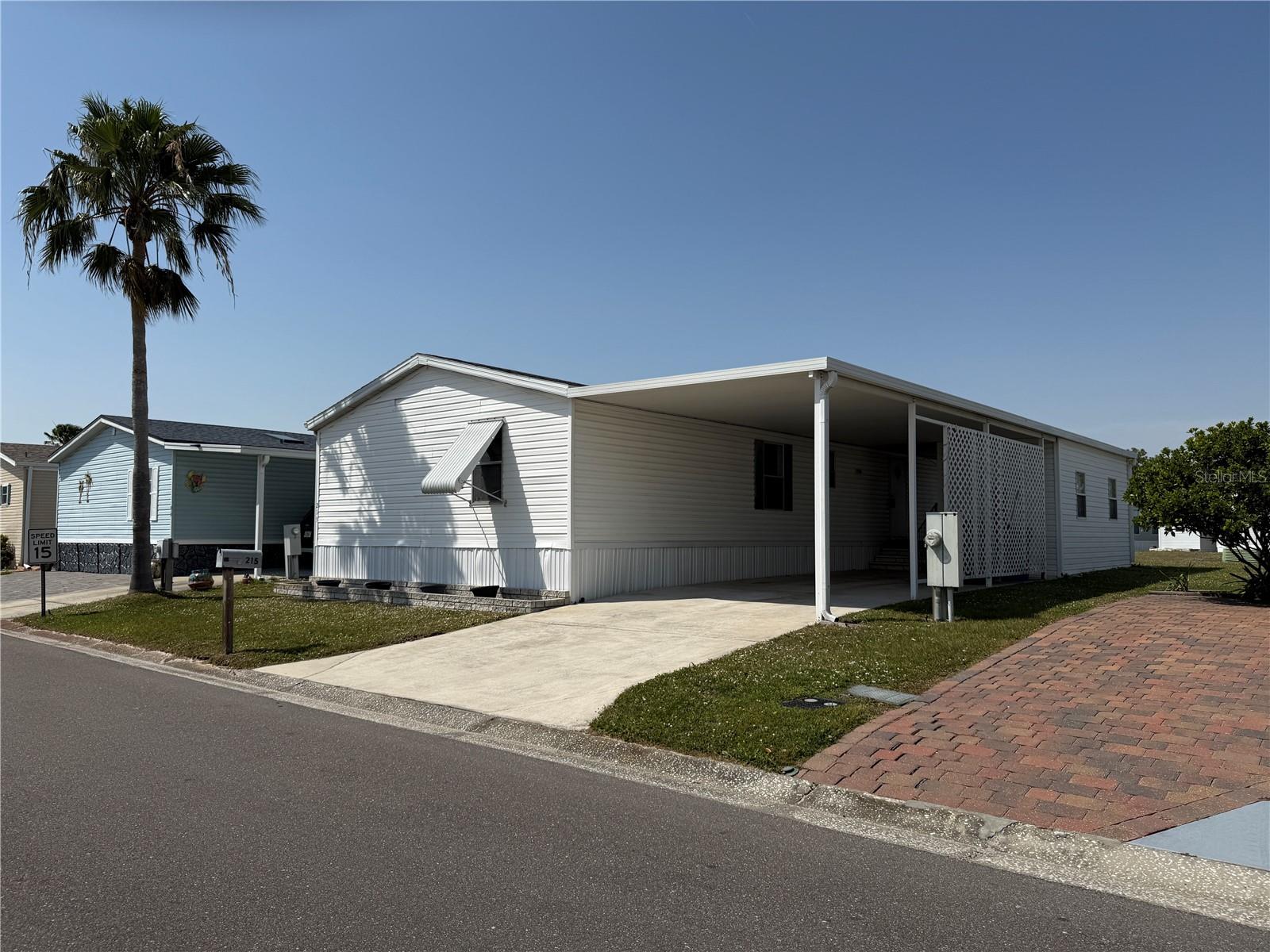 215 S PORT ROYAL LN, APOLLO BEACH, FL, 33572