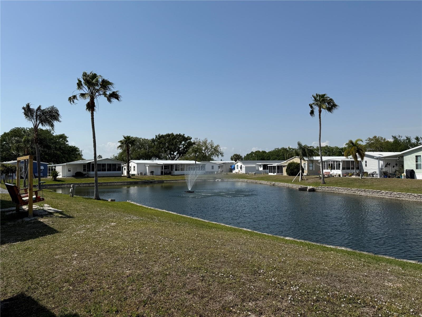 215 S PORT ROYAL LN, APOLLO BEACH, FL, 33572