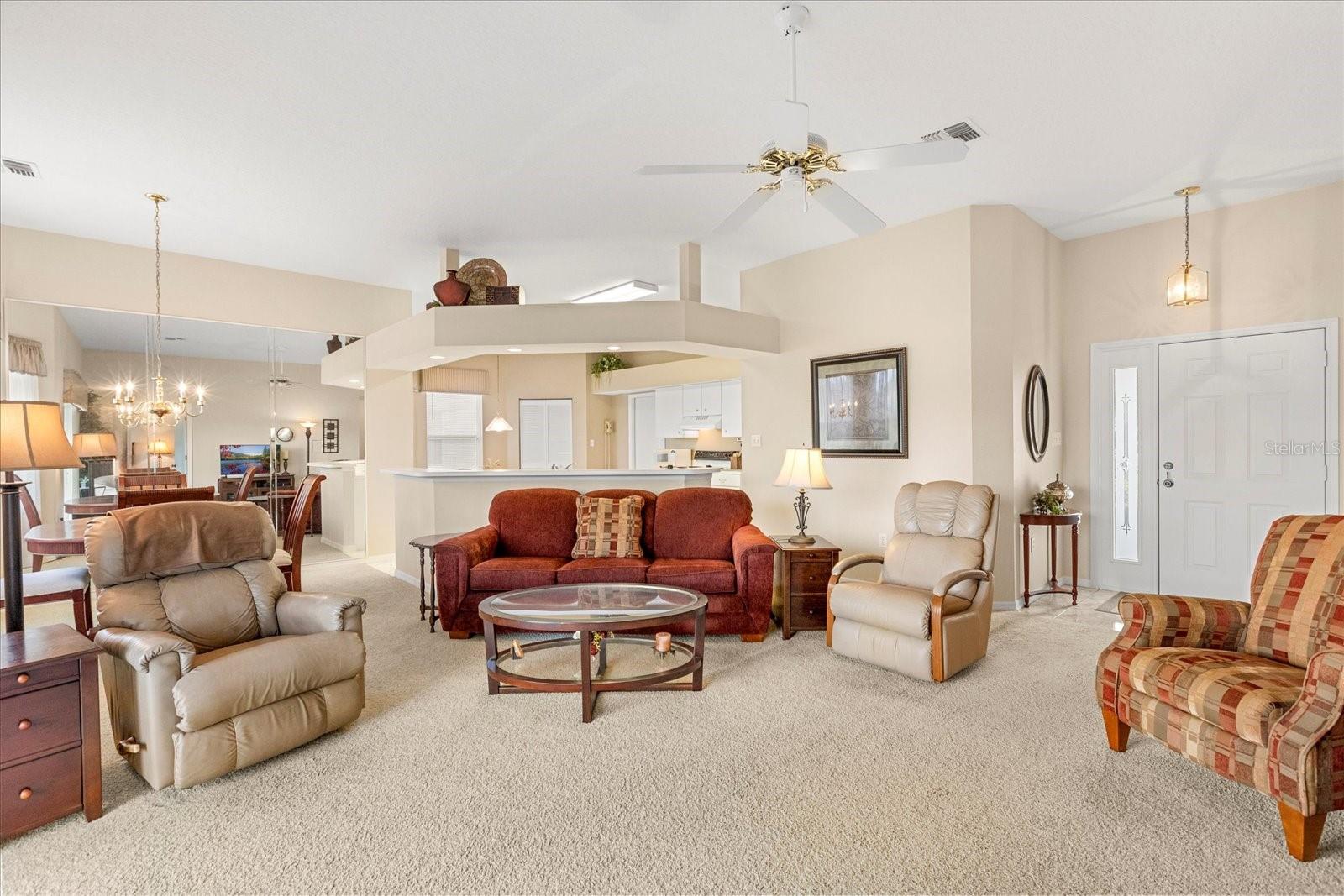 566 PETREL CIR, LAKELAND, FL, 33809