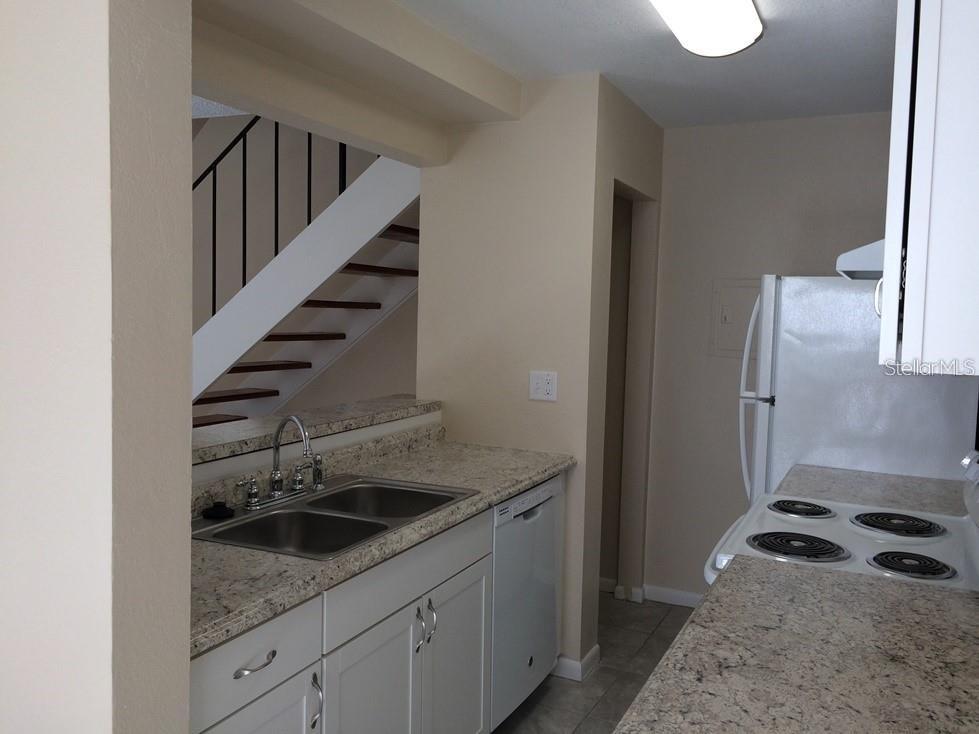 1830 BOUGH AVE #2, CLEARWATER, FL, 33760