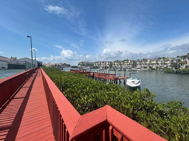 8707 SAILMAKER CT, TAMPA, FL, 33615