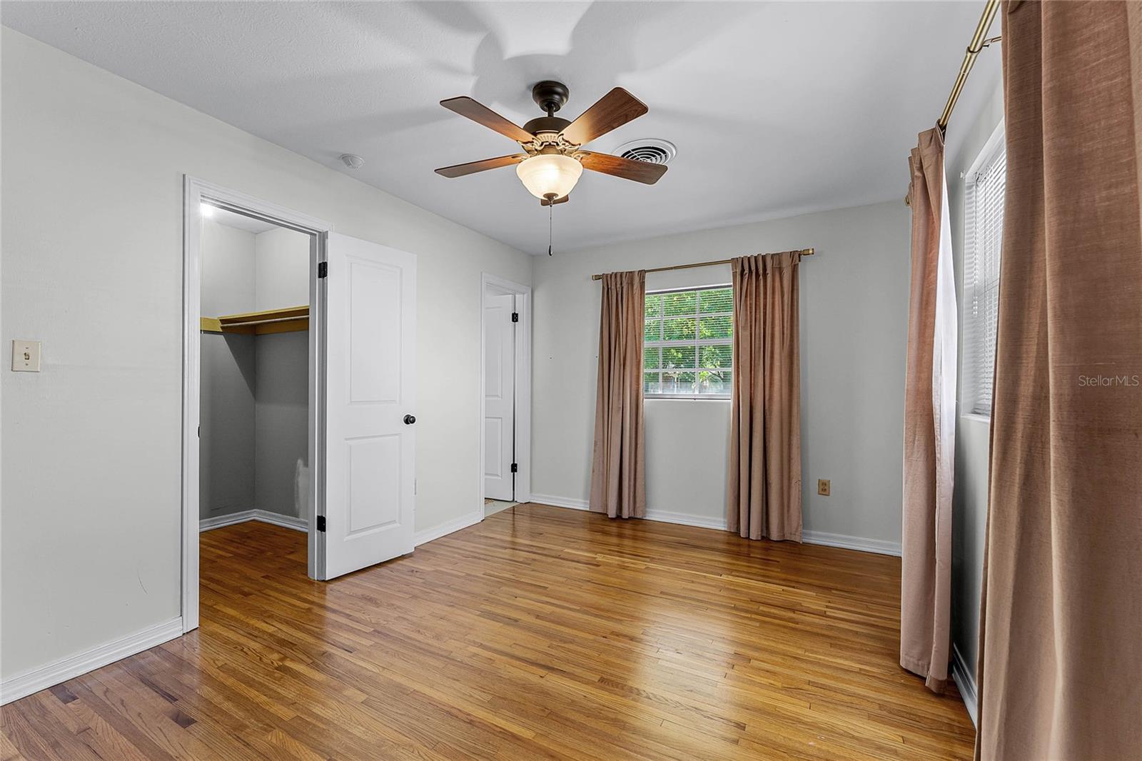 2545 DELLWOOD DR, ORLANDO, FL, 32806