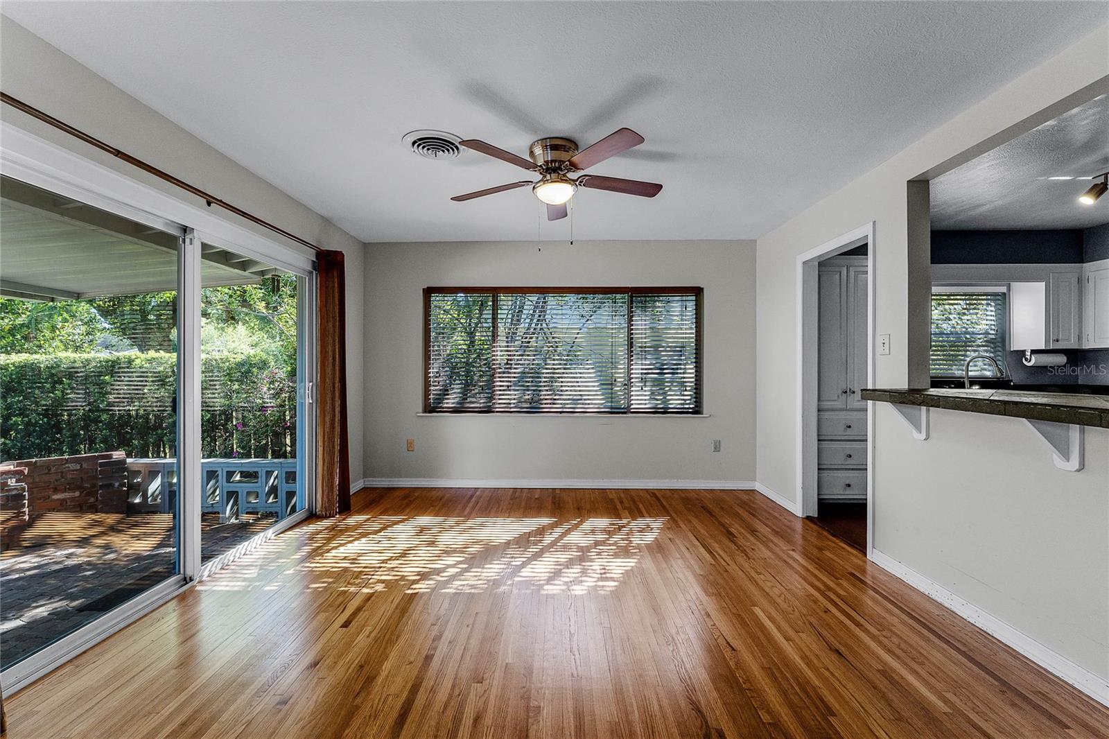 2545 DELLWOOD DR, ORLANDO, FL, 32806