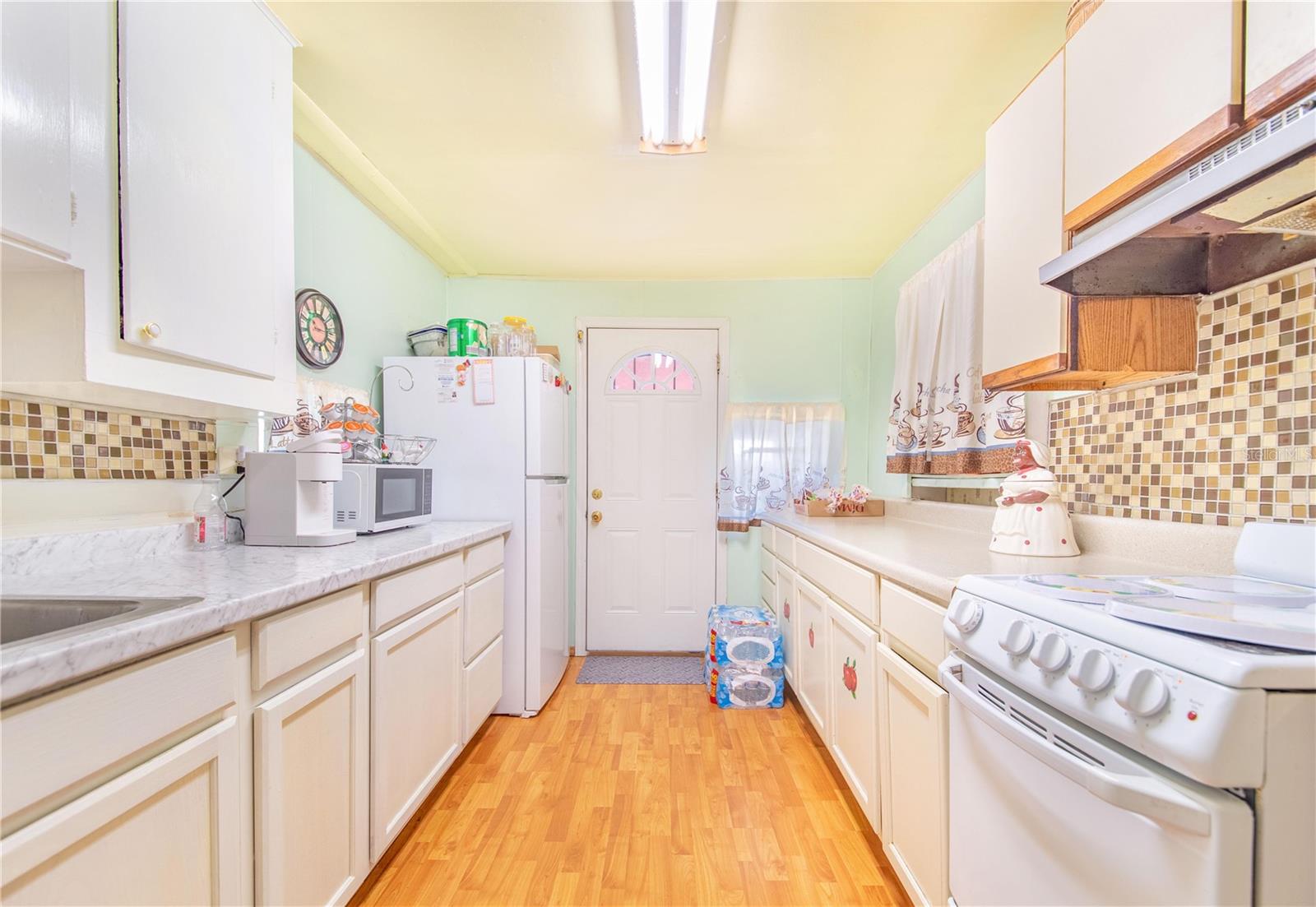 321 E MERRILL AVE, DUNDEE, FL, 33838