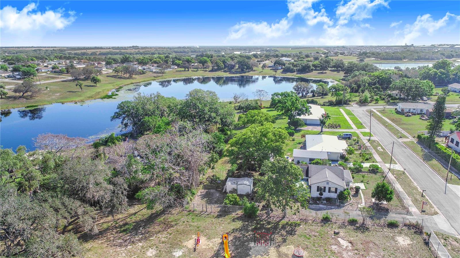 321 E MERRILL AVE, DUNDEE, FL, 33838