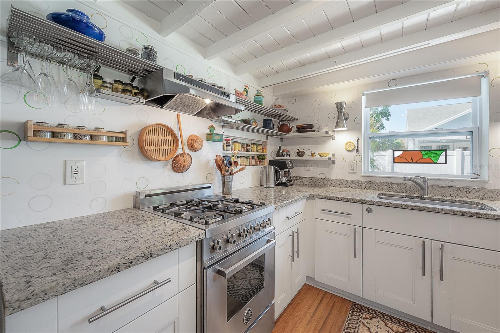 604 W HILDA ST, TAMPA, FL, 33603