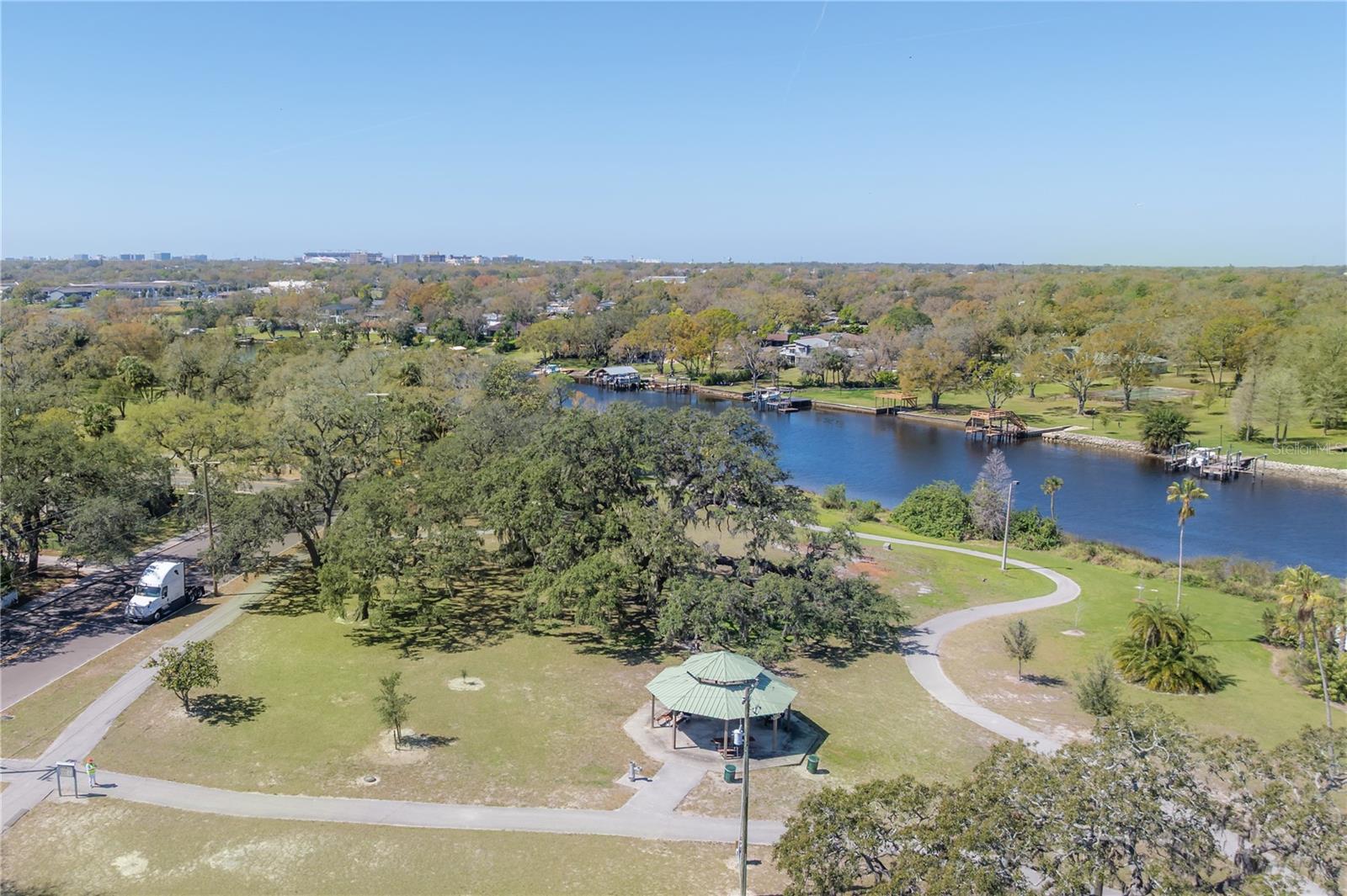 604 W HILDA ST, TAMPA, FL, 33603