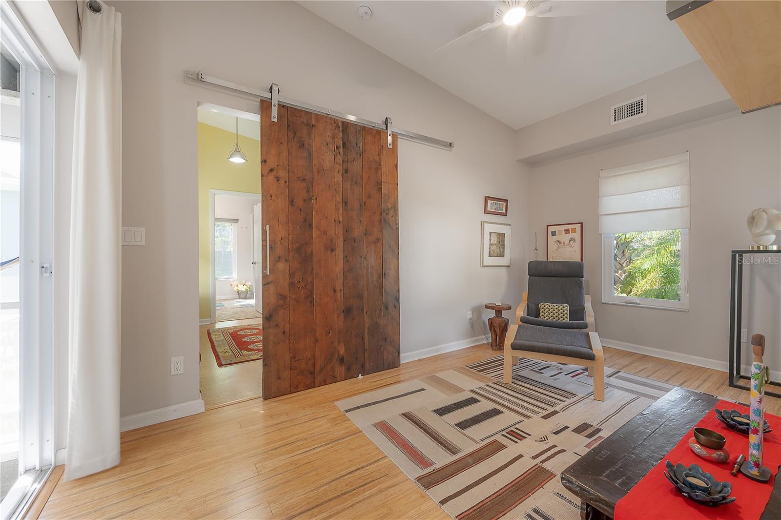 604 W HILDA ST, TAMPA, FL, 33603