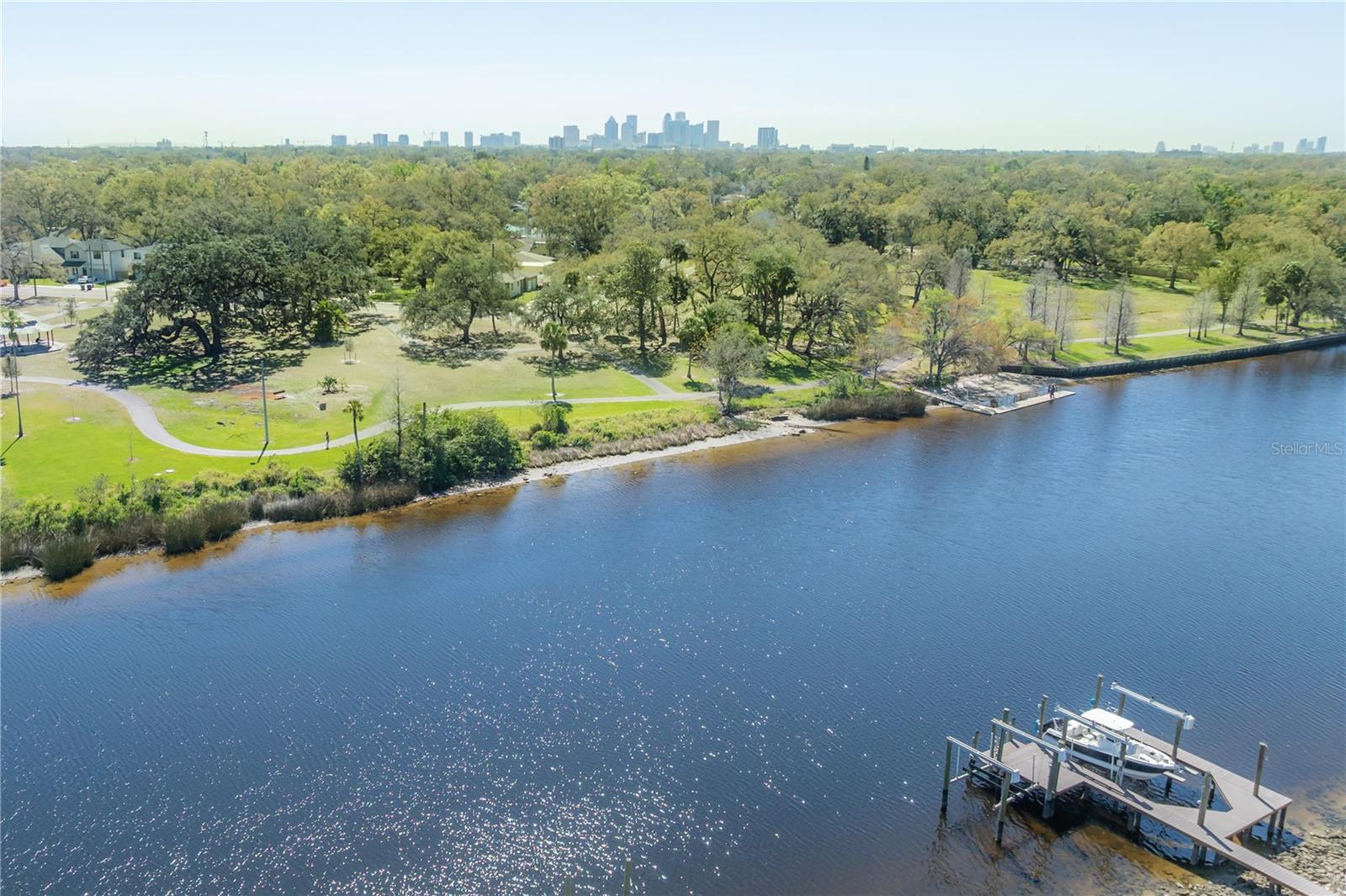 604 W HILDA ST, TAMPA, FL, 33603
