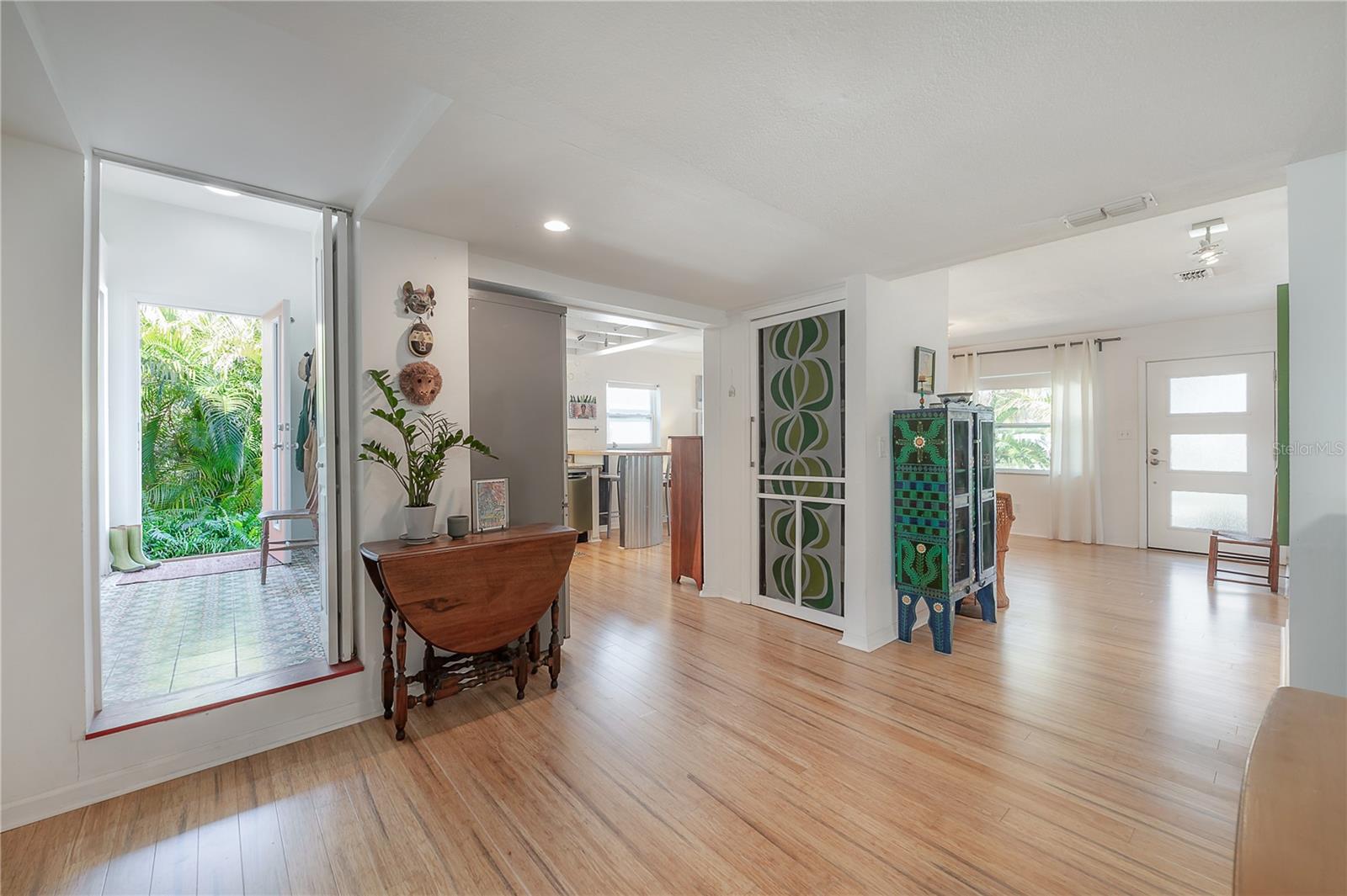 604 W HILDA ST, TAMPA, FL, 33603