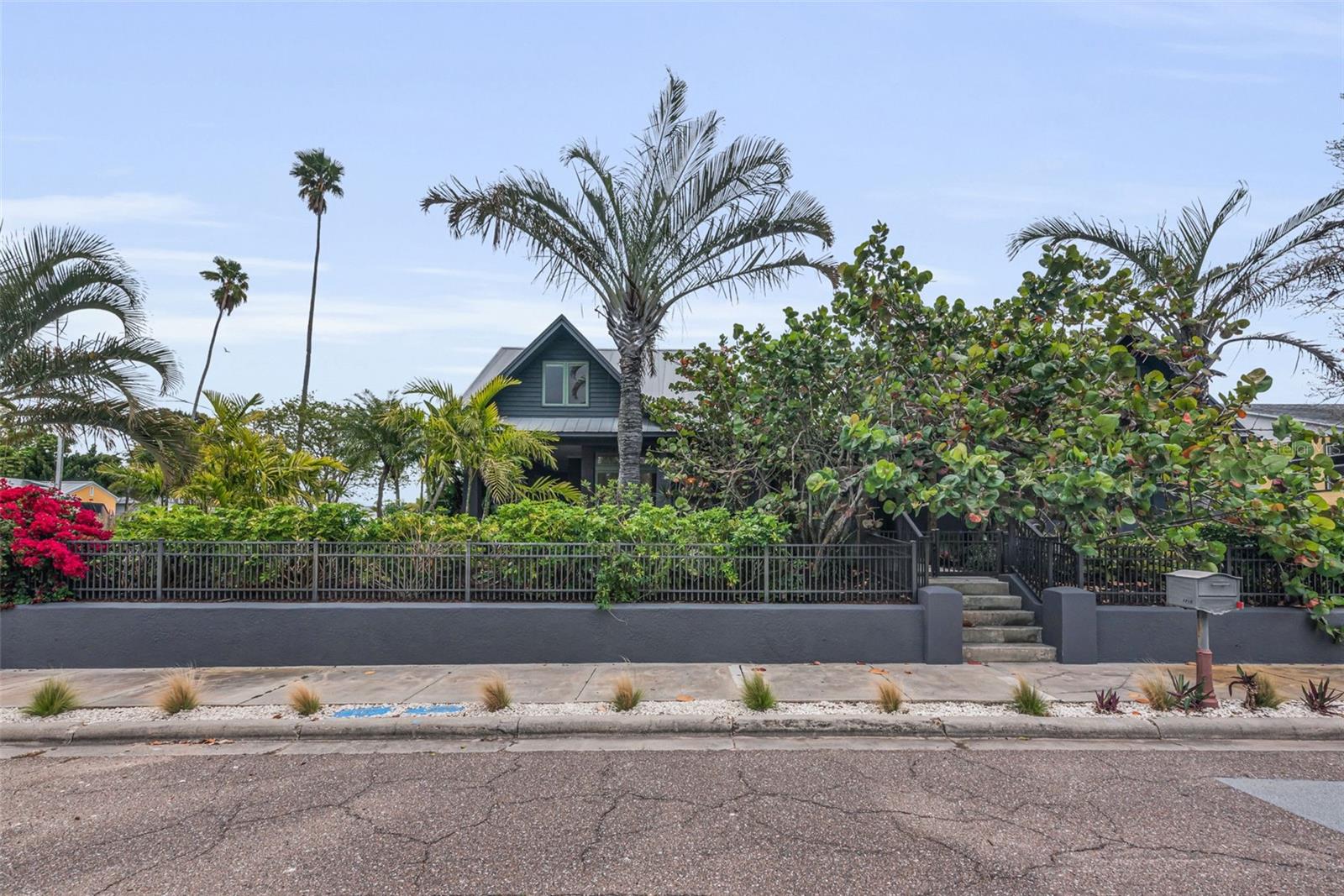 1715 SUNSET DR, CLEARWATER, FL, 33755