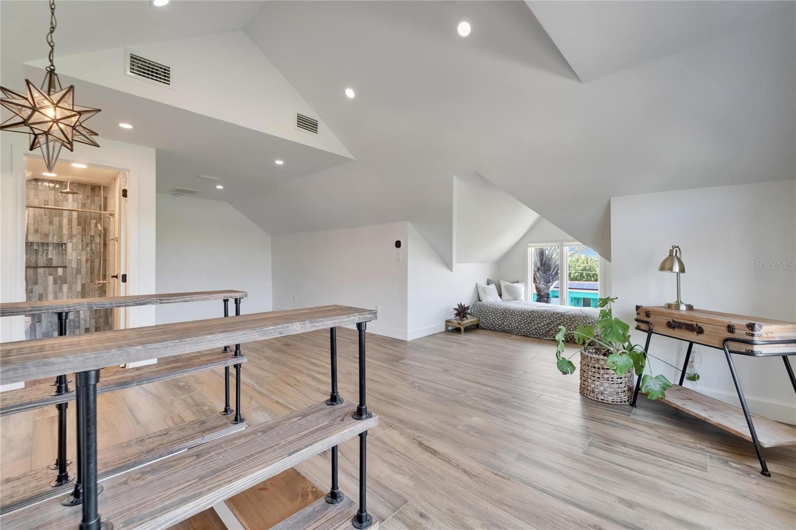 1715 SUNSET DR, CLEARWATER, FL, 33755