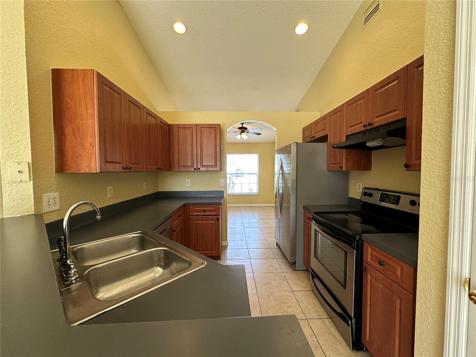 483 BIG SIOUX CT, KISSIMMEE, FL, 34759