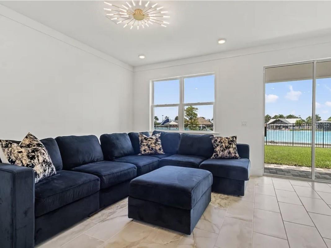 7985 AVON DIVE CT, WESLEY CHAPEL, FL, 33545
